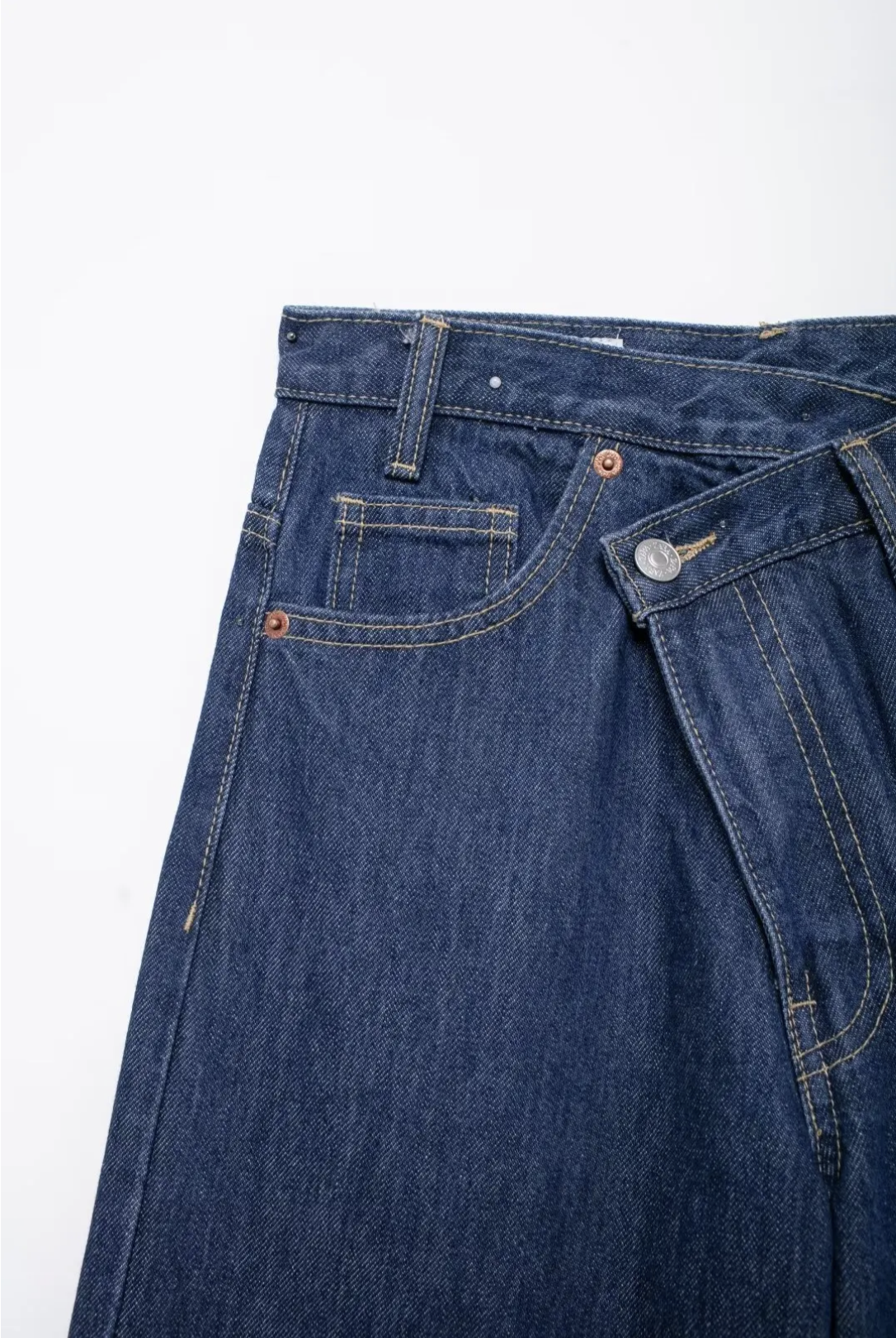 SYAR High-Waist Wide Leg Jeans