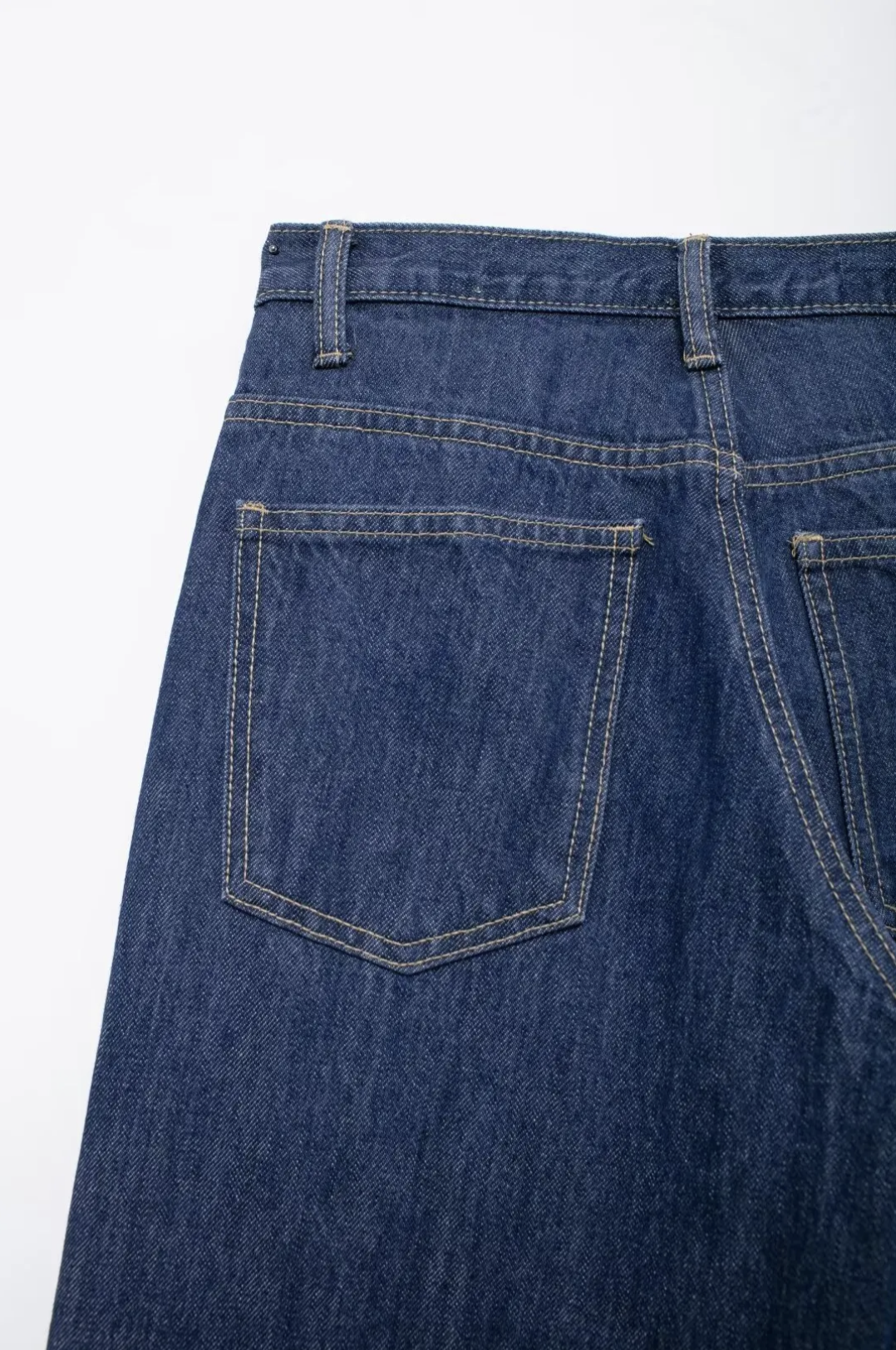 SYAR High-Waist Wide Leg Jeans
