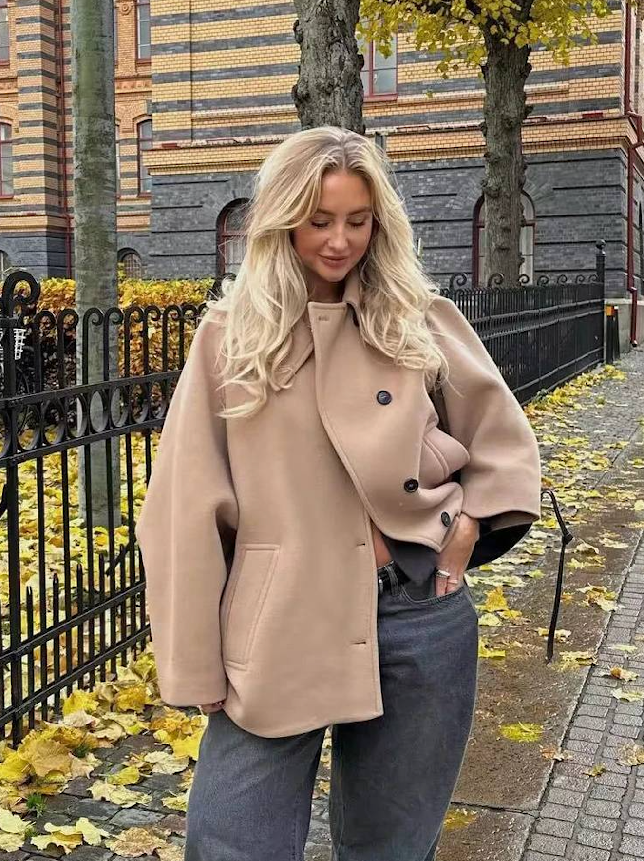 DALHYA Oversized Wool Coat